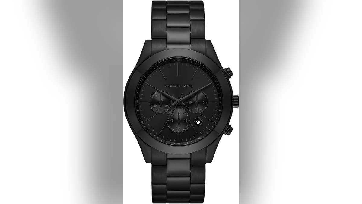 The sleek all-black finish on this watch is very elegant.