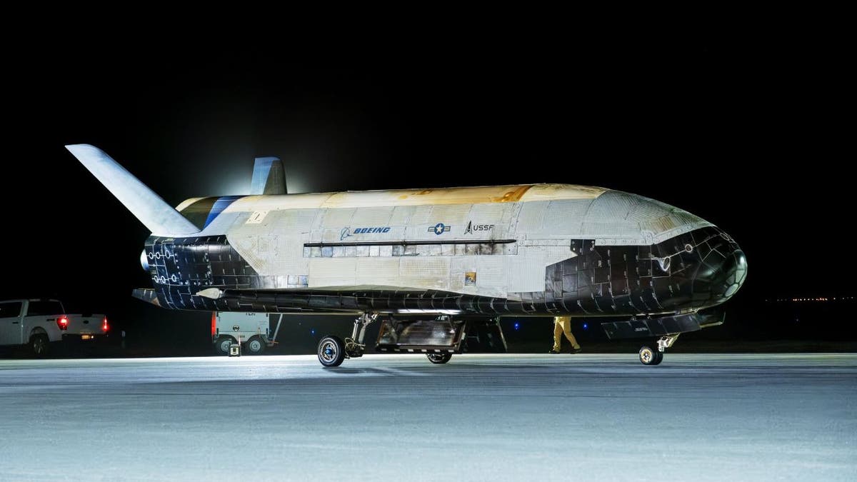 X-37B space plane