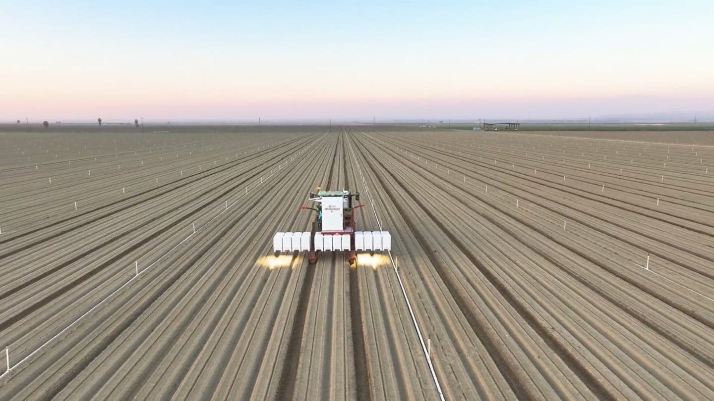 1 robot uses lasers to make chemical free farming a reality