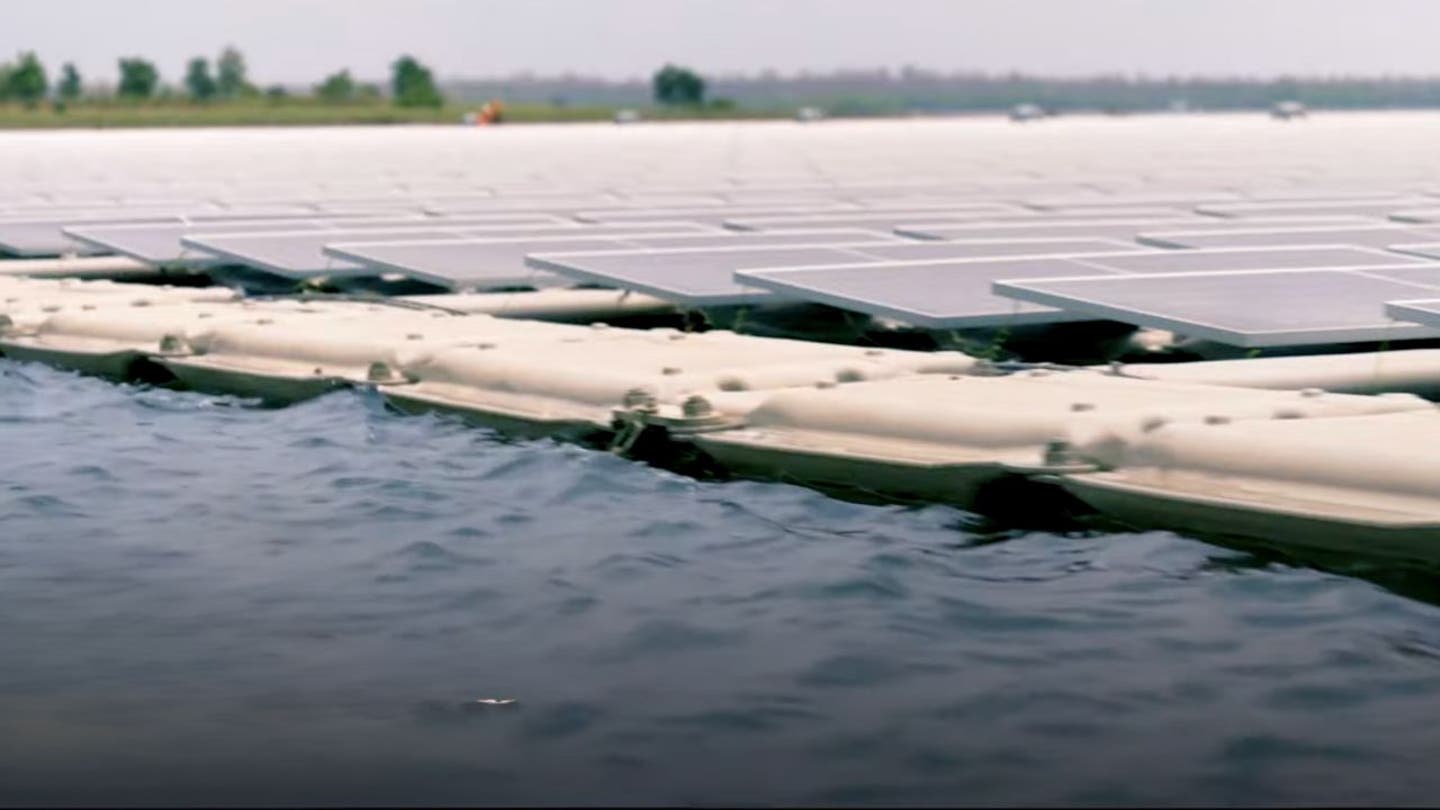 3 massive floating solar power plant is making waves