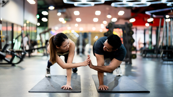 5 fitness gadgets to strengthen your push-up game