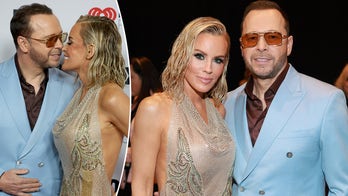 Jenny McCarthy dice que los 5 rasgos clave de Donnie Wahlberg "sellaron el acuerdo" de su relación