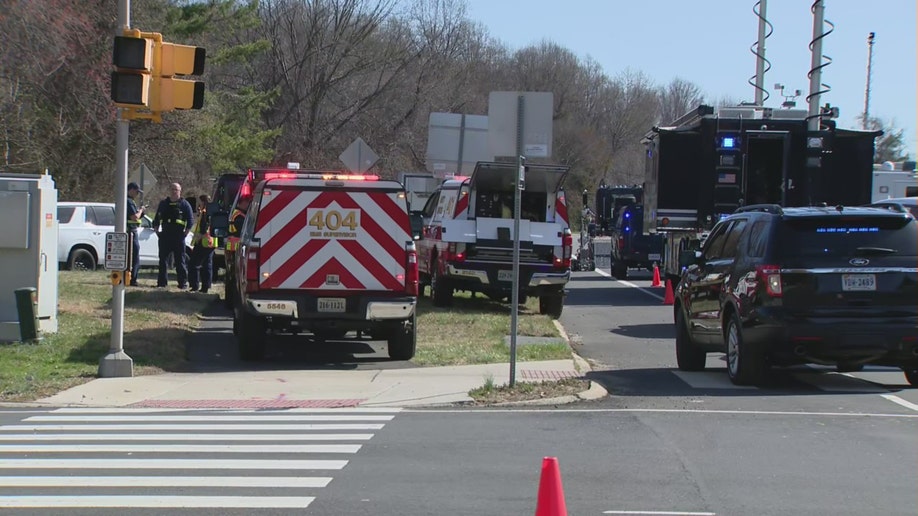 Un incidente con barricadas en la sede de la CIA ha provocado una gran presencia policial en McLean, VA.