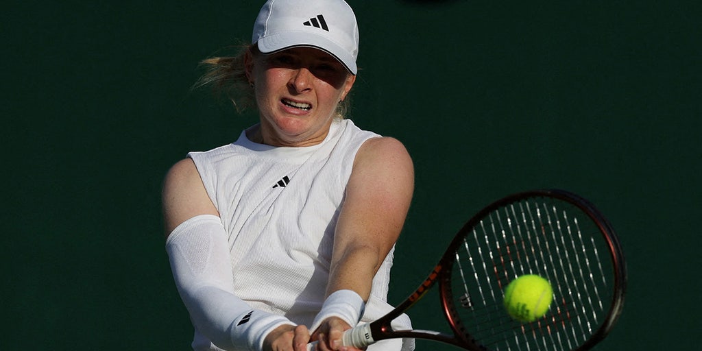 British tennis pro born with rare genetic disorder collapses mid-match in terrifying scene