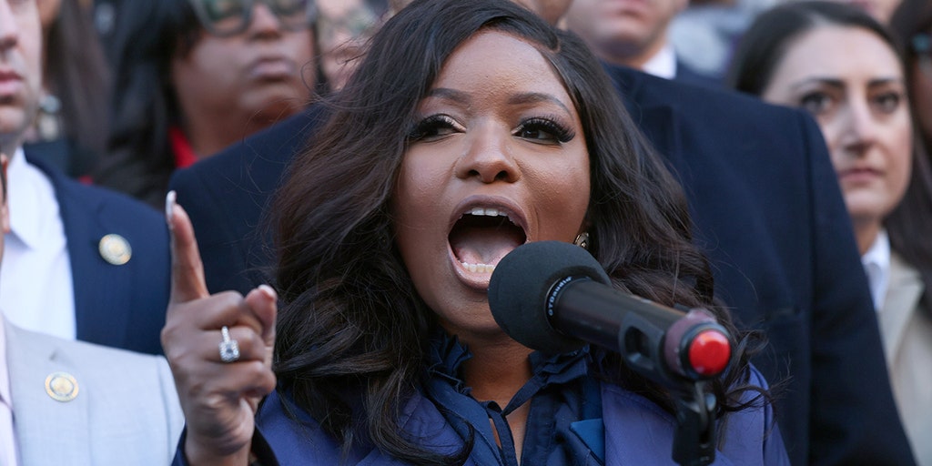 https://a57.foxnews.com/static.foxnews.com/foxnews.com/content/uploads/2025/04/1024/512/jasmine-crockett-shouting.jpg?ve=1&tl=1