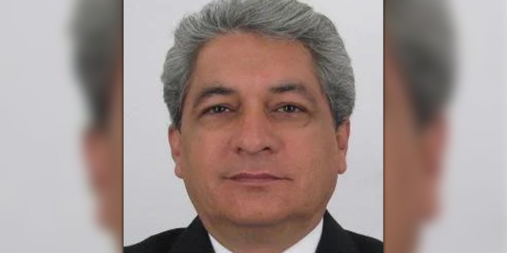 ICE deports former Mexico governor serving federal prison sentence in Illinois