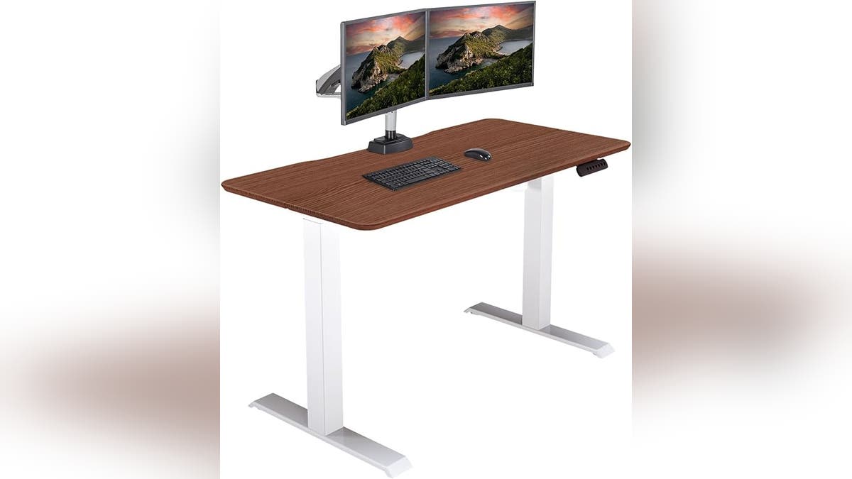 This Vari electric standing desk allows you to transition smoothly between sitting and standing throughout the day.