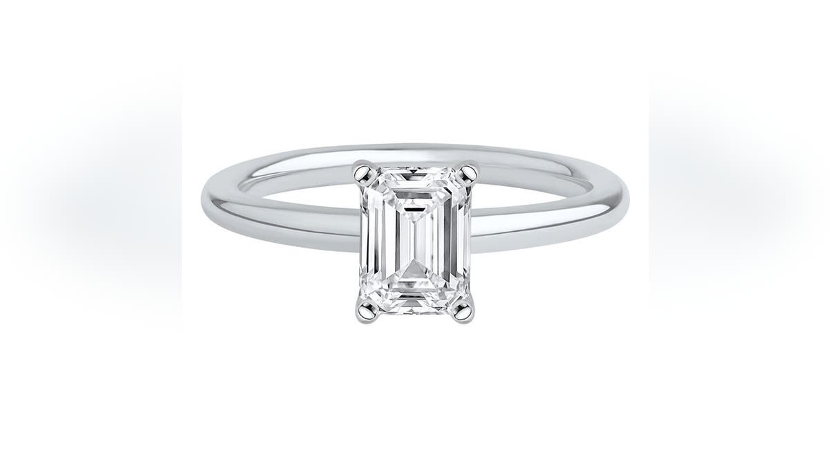 This emerald-solitaire ring by Helzberg emphasizes the perfect clarity of a lab-grown diamond.