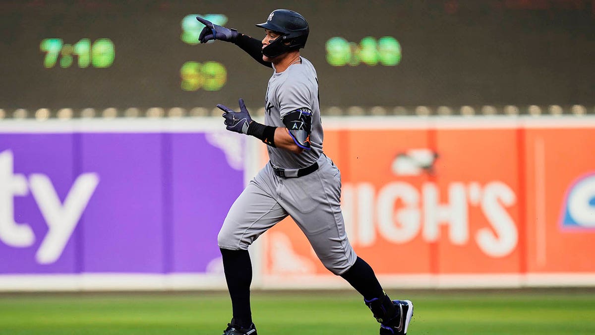 Aaron Judge celebrates
