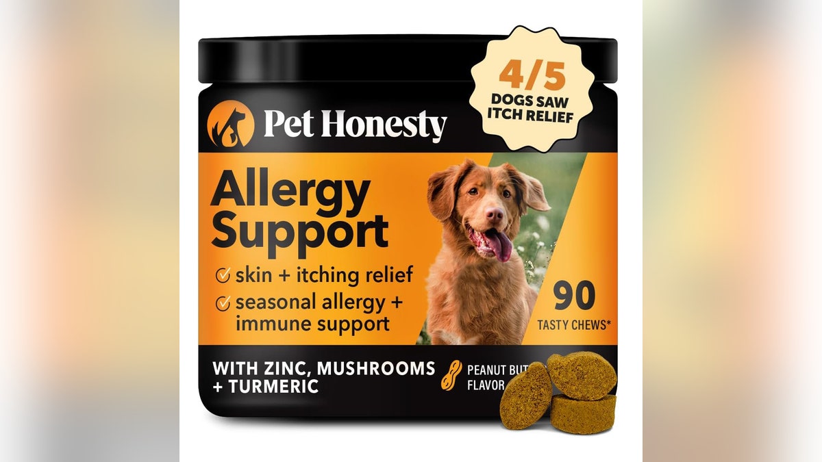 Eliminate food and outdoor allergies with these soft chews. 