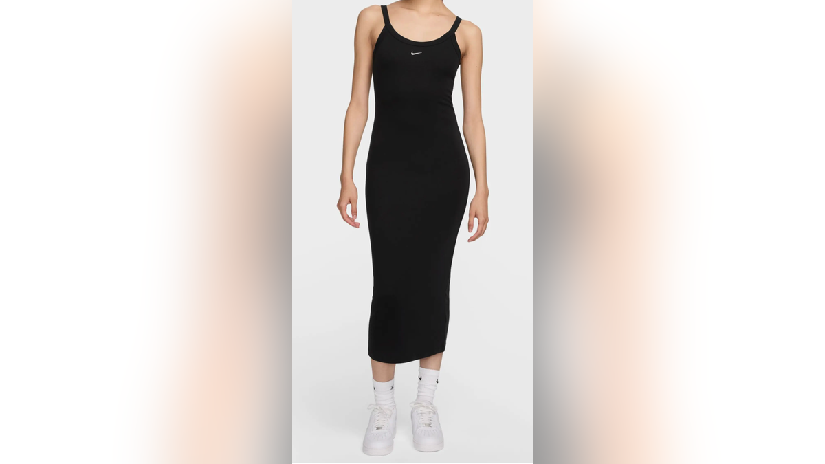 Nike’s Chill Knit midi dress slips on effortlessly and keeps you dry and comfortable all day.