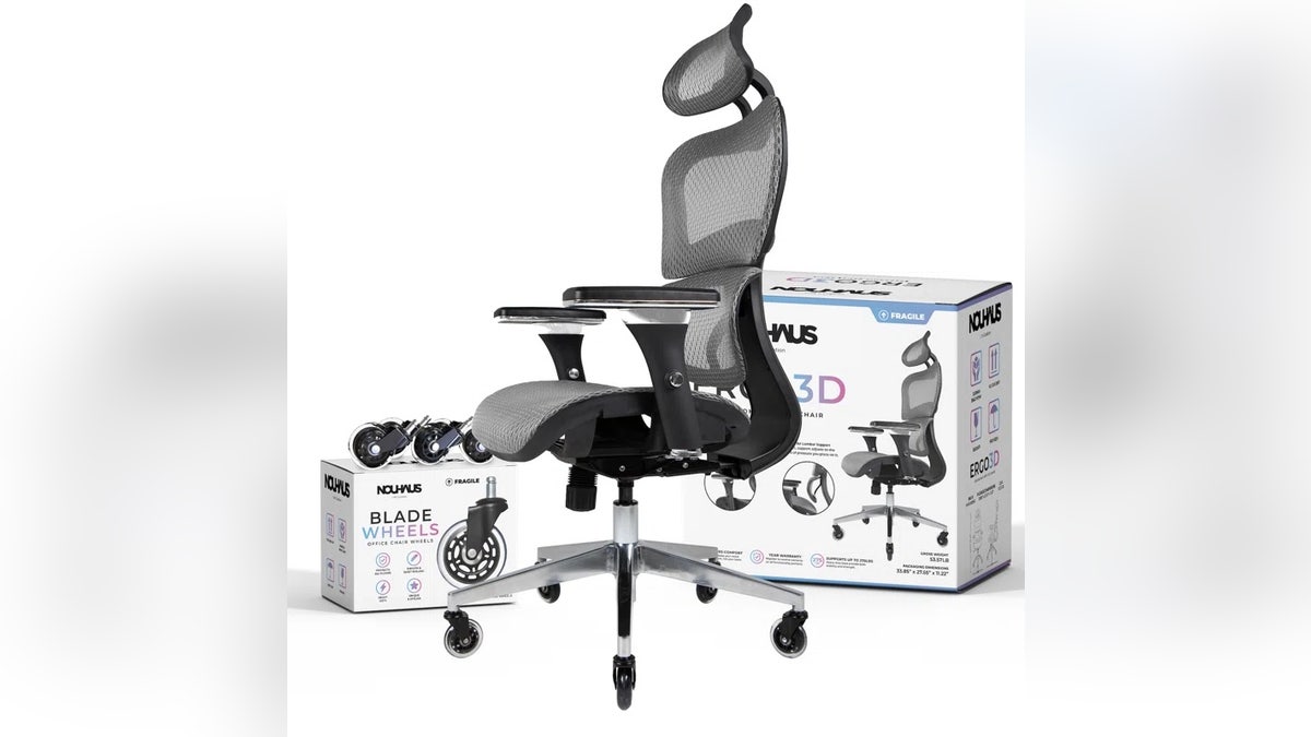 Equipped with 3D adjustable armrests, a dynamic lumbar system and a breathable mesh back, the Nouhaus Ergo3D provides comfort and functionality.