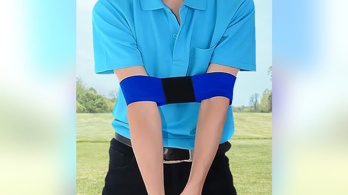 Perfect your swing with this golf training tool. 