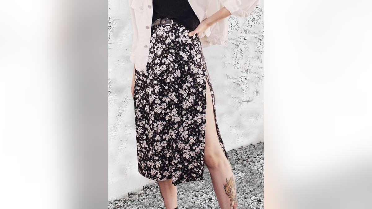 A lightweight floral skirt is a great addition to your spring and summer wardrobe. 