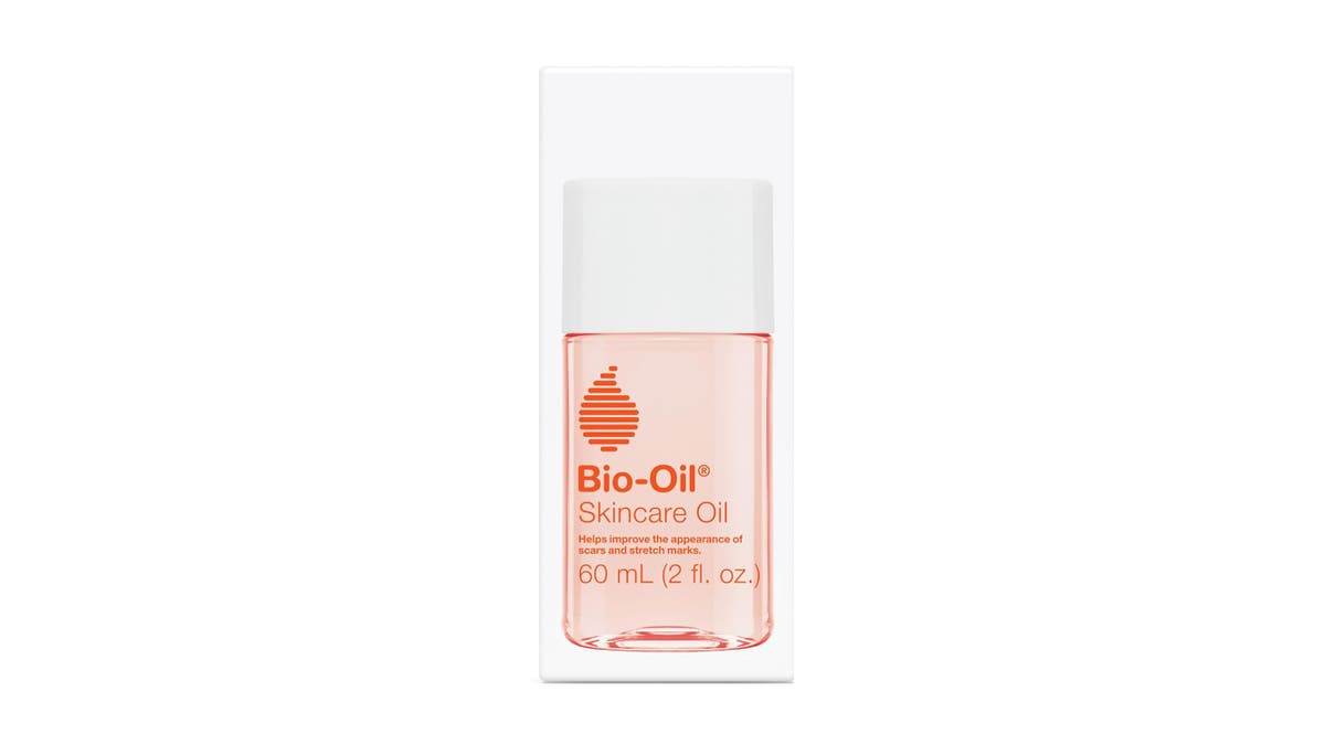 Use this body oil serum to help improve the appearance of scars and stretch marks. 