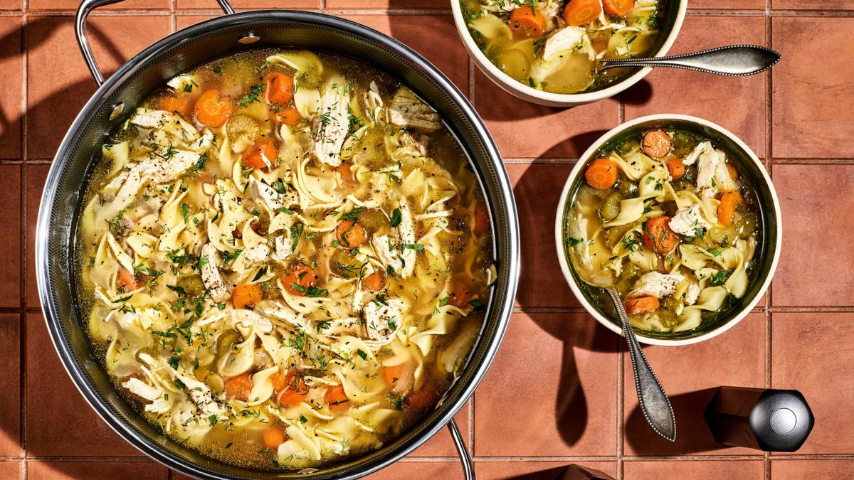 This is the perfect stock-pot for your kitchen needs.