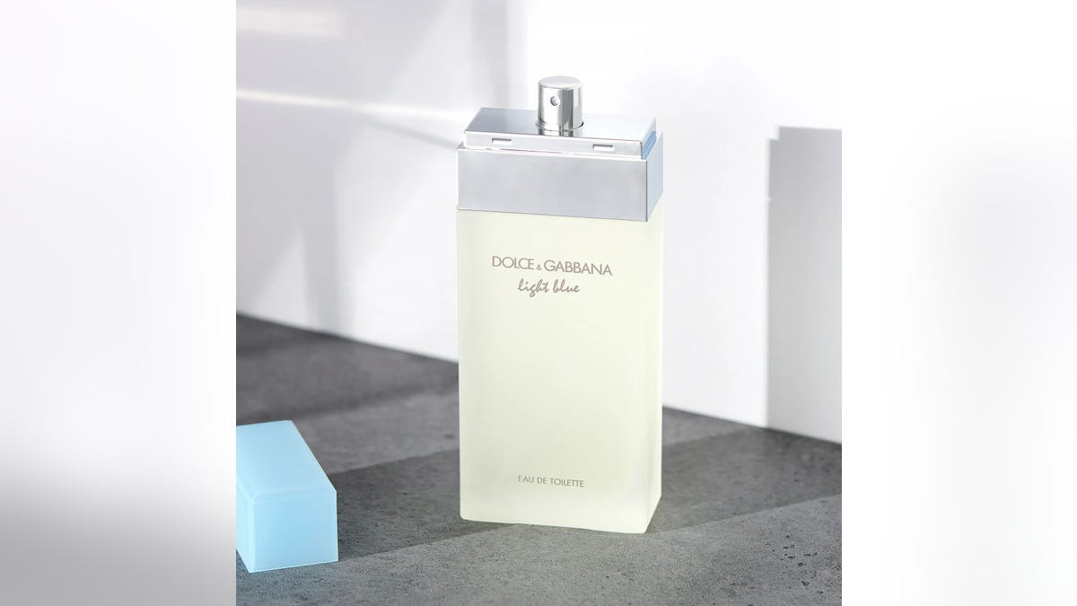 Wear this summertime scent each day.