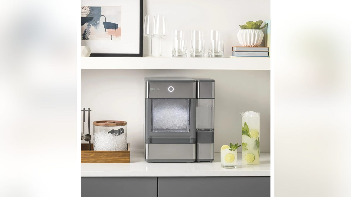 This ice maker is compact enough to fit your countertops and has a sleek design.