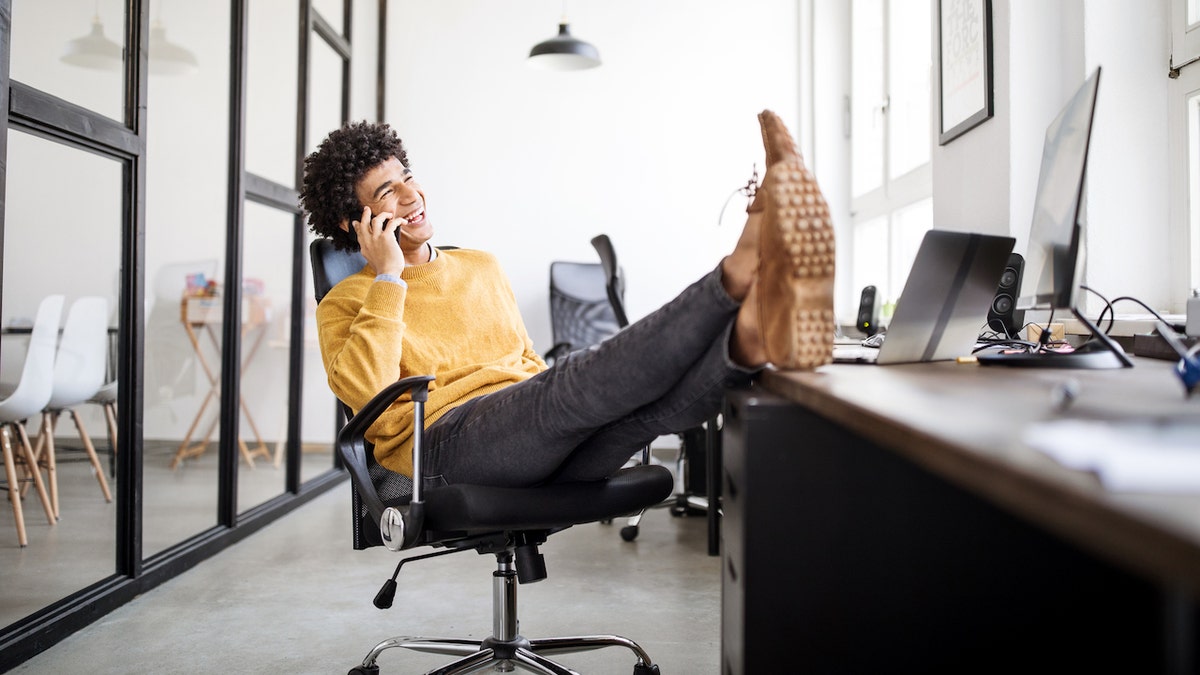 Never underestimate the importance of your office chair! It’s the cornerstone of your workspace.