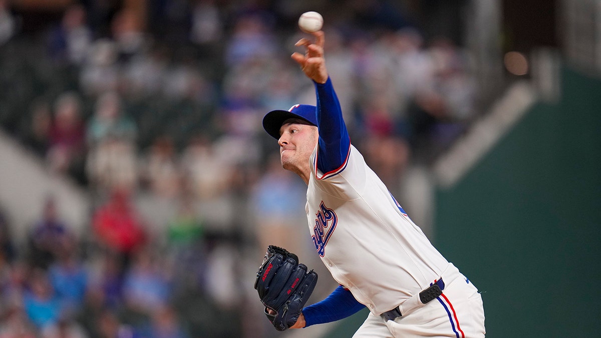 Patrick Corbin throws pitch