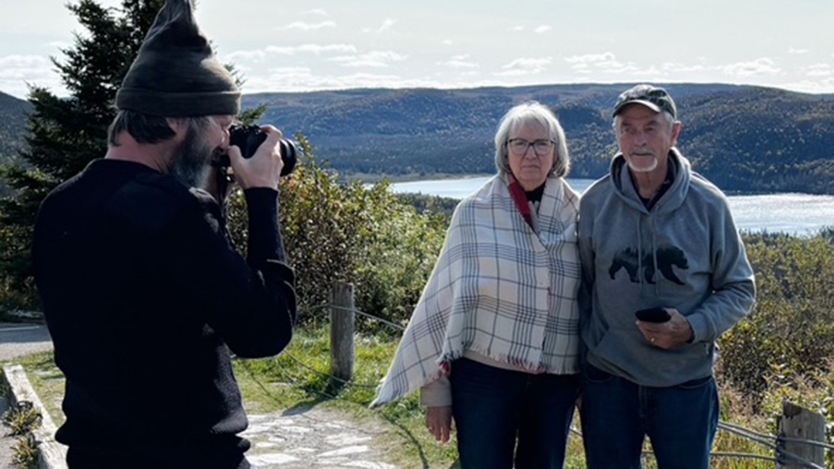 Tom Green photographing his parents.