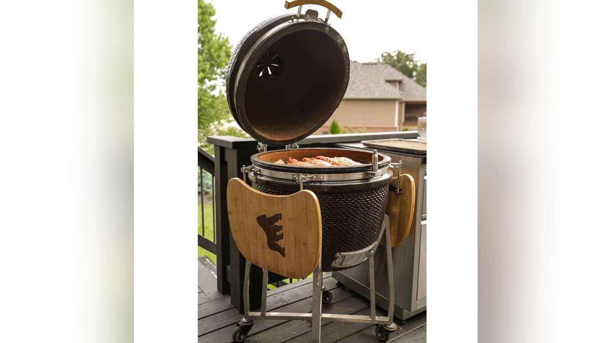 A unique grill experienced users will appreciate.?