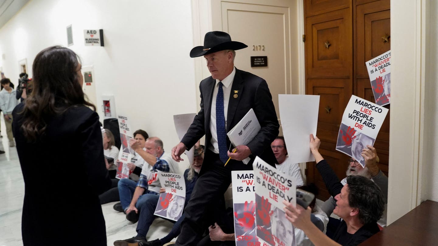 2025 03 05t161357z 1407859729 rc237da75y5d rtrmadp 3 usa trump aid scaled