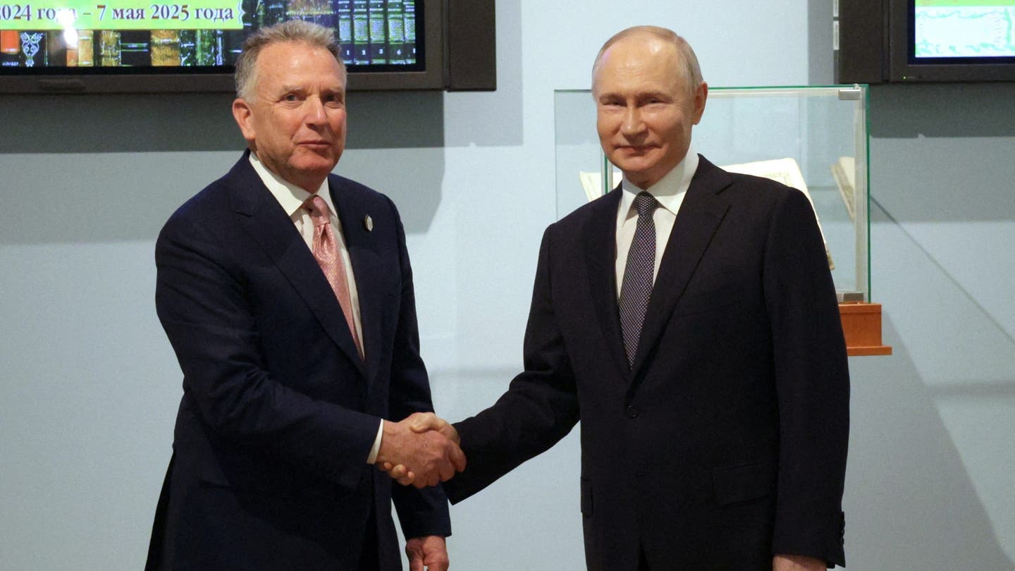 2025 04 11t152212z 1893619500 rc2rvdao0zst rtrmadp 3 russia usa putin witkoff scaled