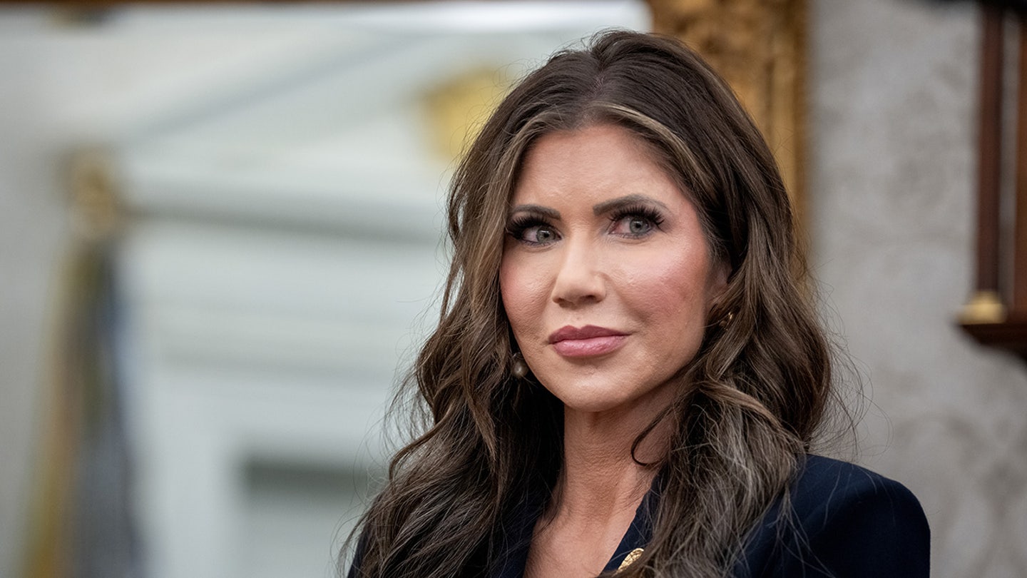 a1dd4c53 kristi noem