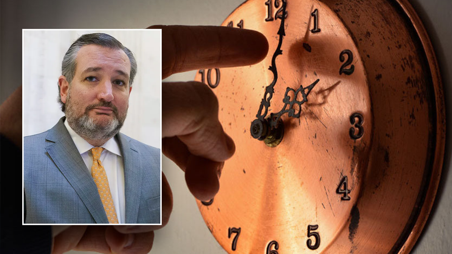 cruz clock