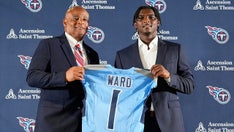 Warren Moon gives Titans' No. 1 overall pick Cam Ward his retired jersey number