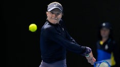 Tennis pro caught pleading with umpire to tell opponent to 'wear deodorant'