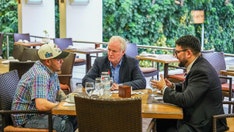 Trump calls Sen. Van Hollen a 'fool' after meeting with deported MS-13 suspect in El Salvador