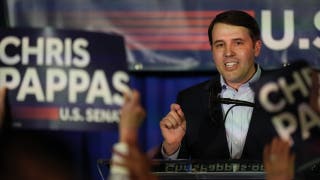 Un candidato del establishment demócrata derrota a su rival socialista en las primarias del Senado en un estado clave