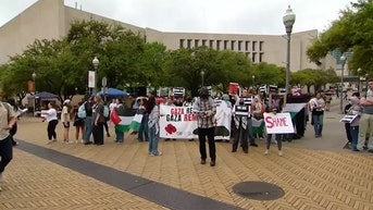Israel Block Party at University of Texas disrupted by agitators - Fox News