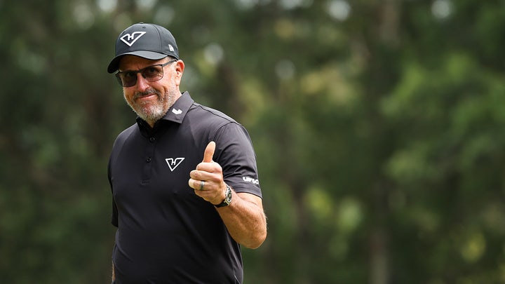 Phil Mickelson breaks down key differences between LIV Golf and the PGA Tour