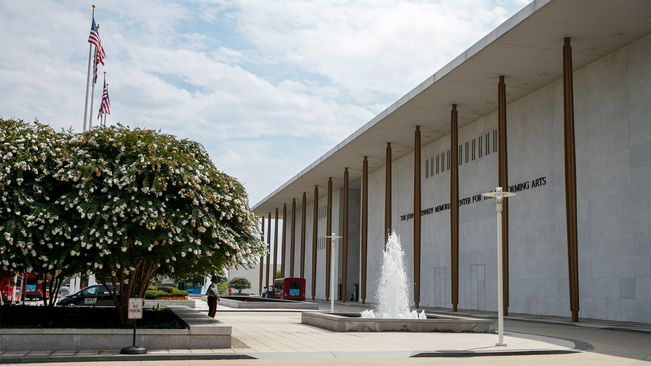Kennedy Center board member says families are 'welcome' again as gala breaks fundraising records