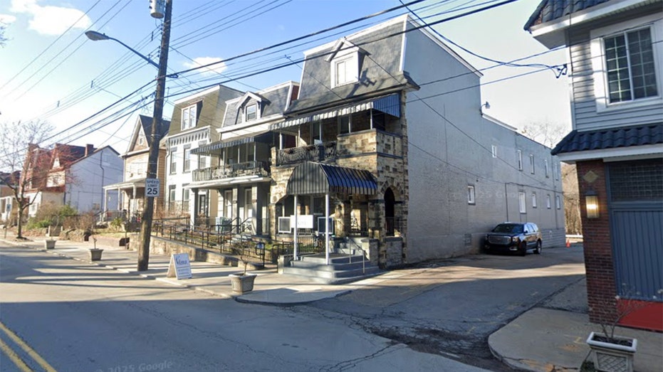 Pittsburgh funeral director charged with swindling pet owners, dumping pets