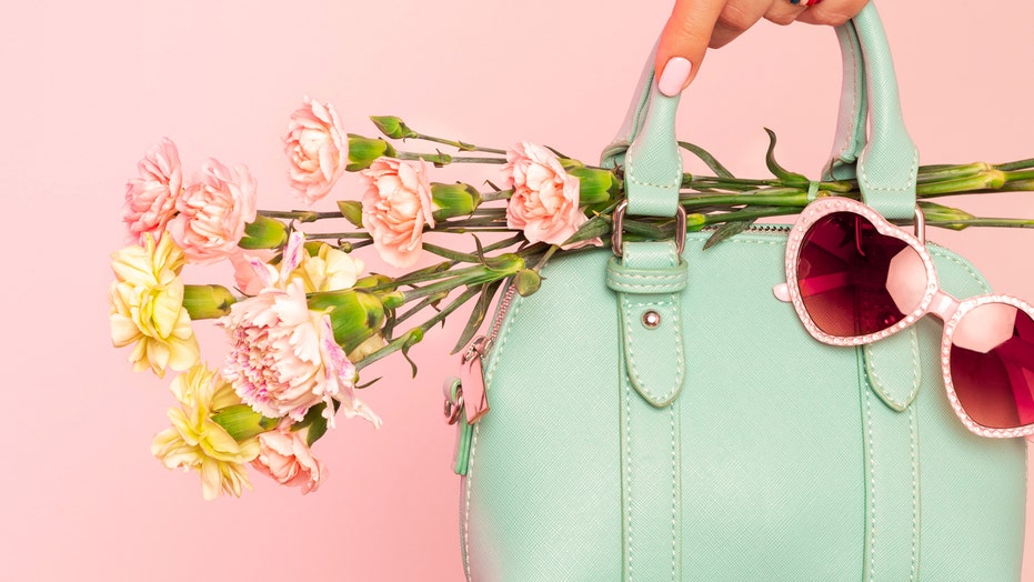 Purses and wallets that make great gifts for Mother's Day