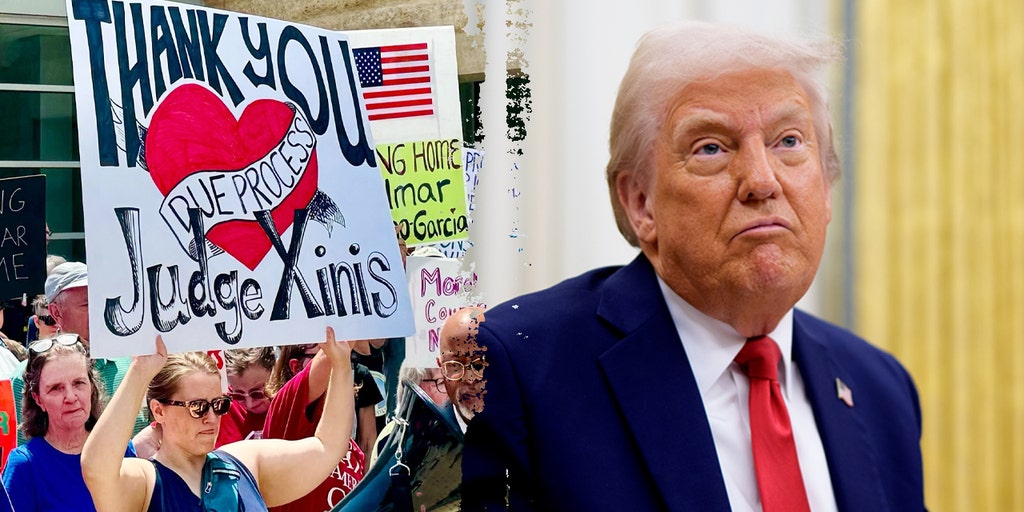 https://a57.foxnews.com/static.foxnews.com/foxnews.com/content/uploads/2025/05/1024/512/abrego-garcia-protest-trump-split.jpg?ve=1&tl=1