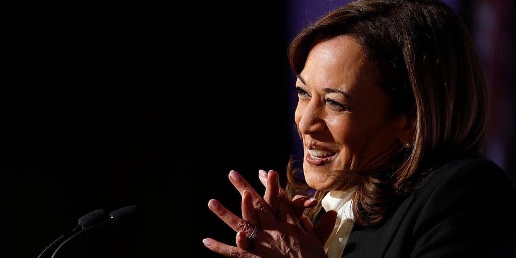 Harris draws social media scorn for digression about elephants during an earthquake