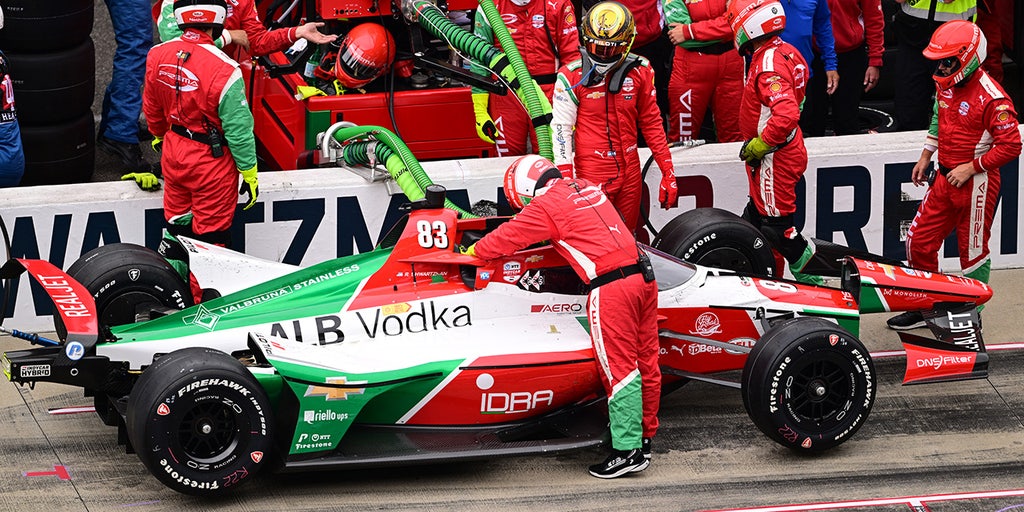 Indy 500 pole-sitter crashes into crew members on pit road: 'Really scary'