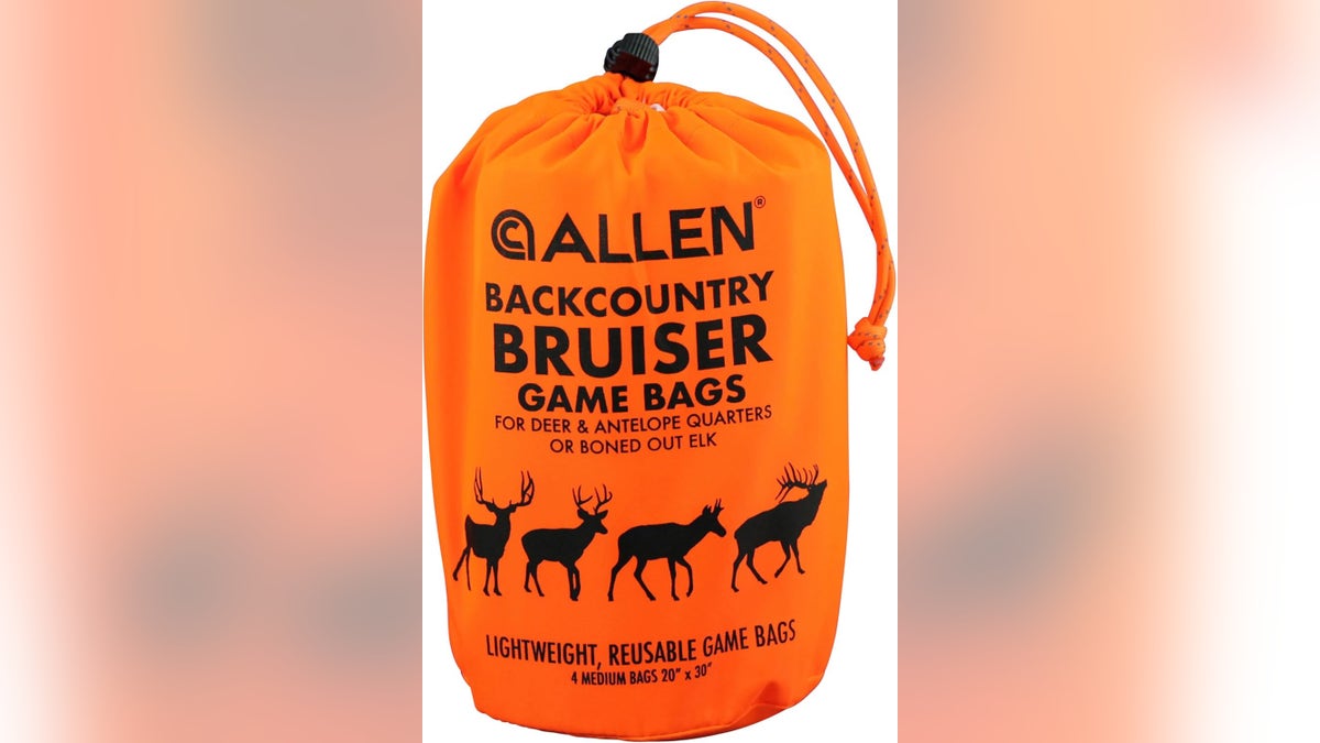 Keep game clean and protected with this breathable bag that allows for proper air flow, mitigating spoilage risk.