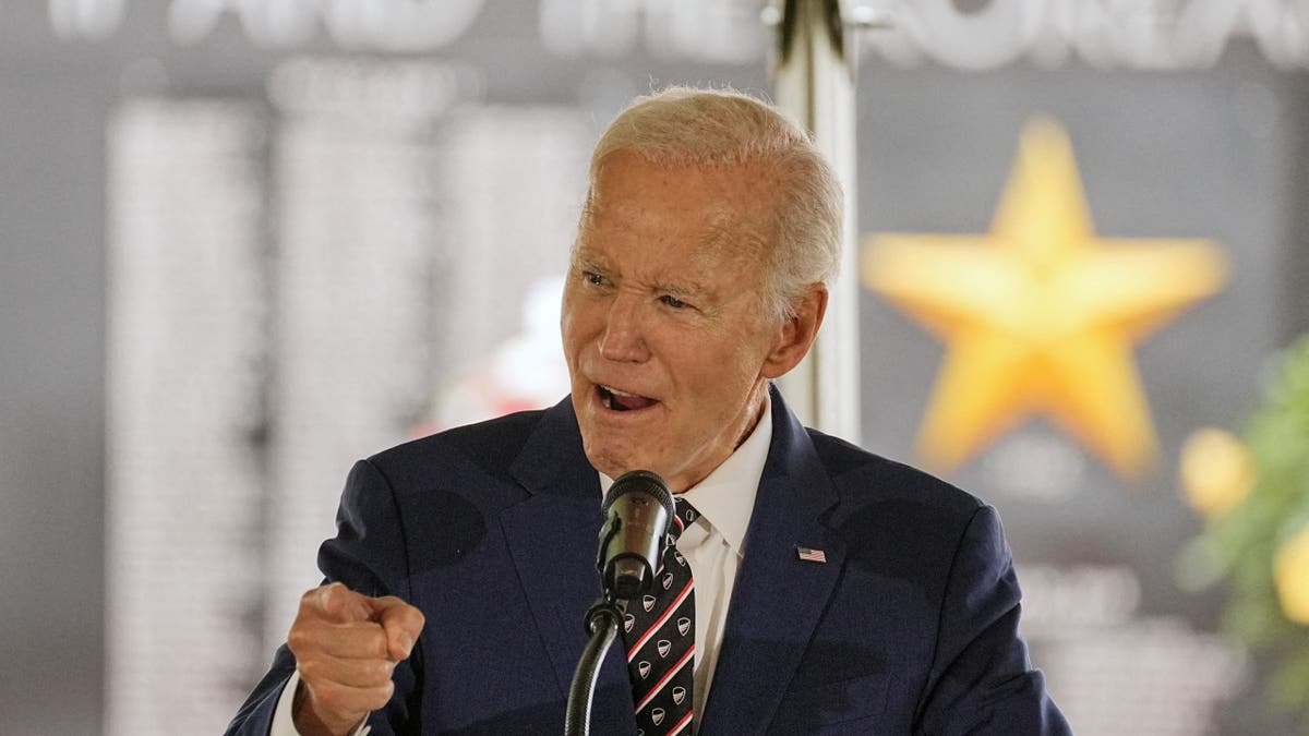 O ex -presidente Joe Biden falou em 30 de maio de 2025, durante uma cerimônia no Veterano Memorial Park, no Veterans Memorial Park.