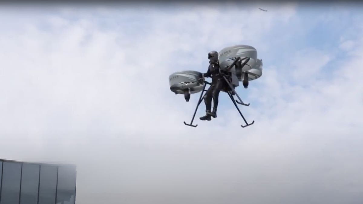 Chinese wearable eVTOL jetpack makes historic first flight