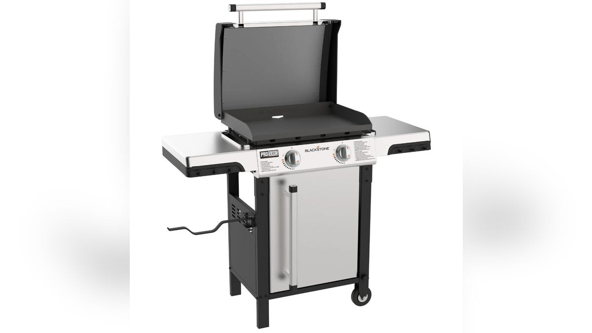 This portable, propane-powered griddle is designed for outdoor cooking.