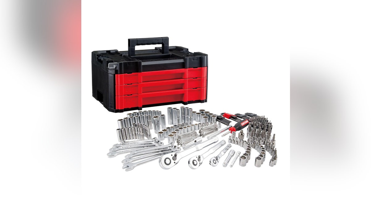 Every socket wrench you could need in one set.