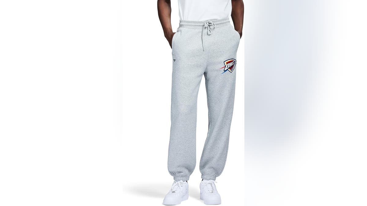 A pair of sweatpants that go with any OKC Thunder gear.