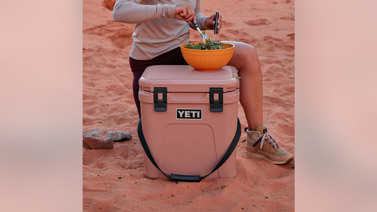 Make sure your drinks and food stay ice-cold your entire trip with a solid cooler. 