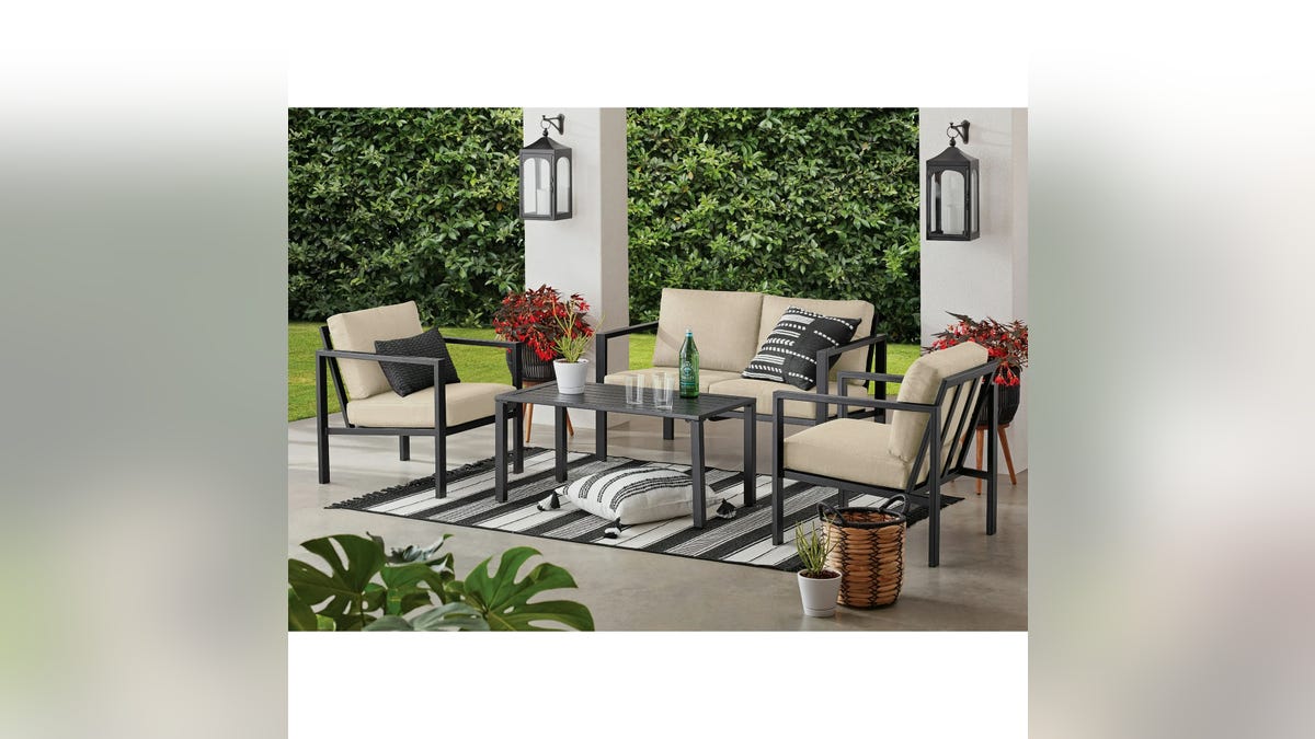 This set will transform your backyard, patio, or deck.